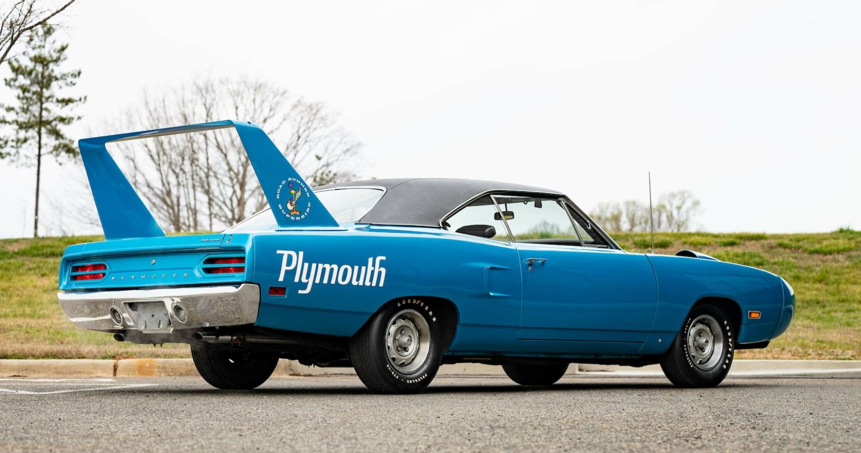 1970 Plymouth Road Runner Superbird rear third quarter view in blue