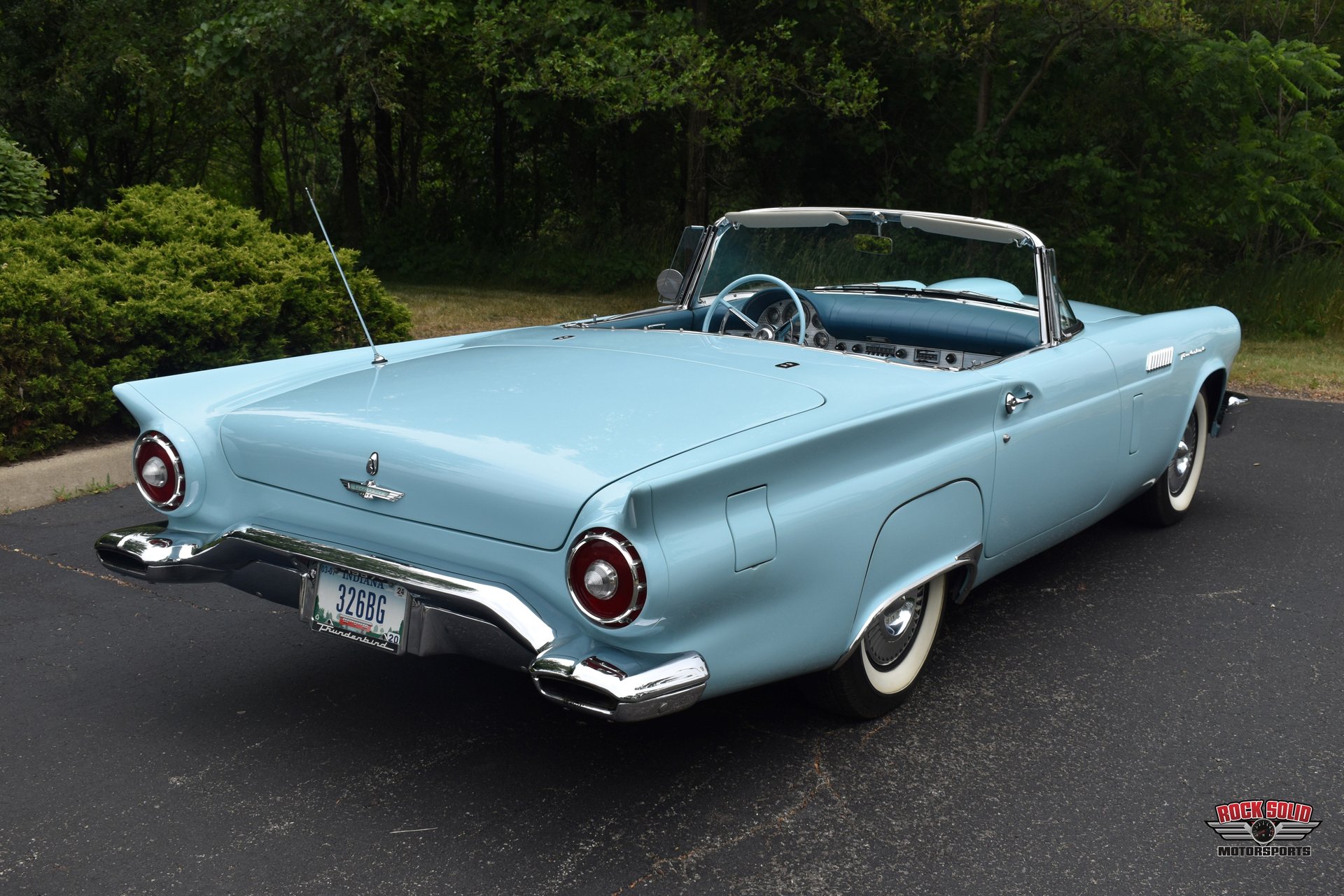 1957 Ford Thunderbird