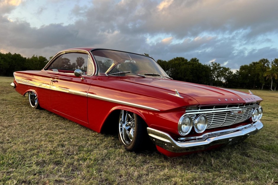 6.0L-Powered 1961 Chevrolet Impala Sport Coupe