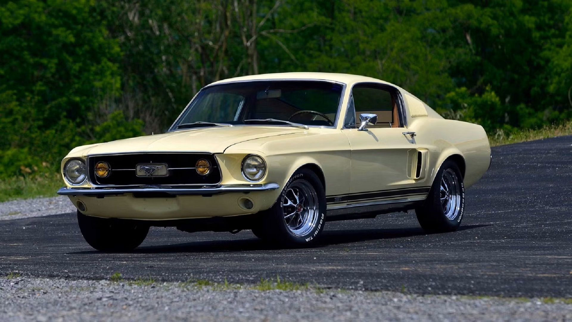 A parked 1967 Ford Mustang Fastback GTA 