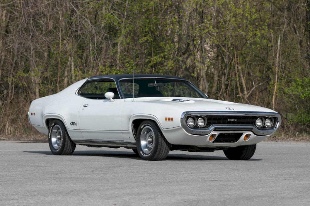 The-1971-Plymouth-GTX