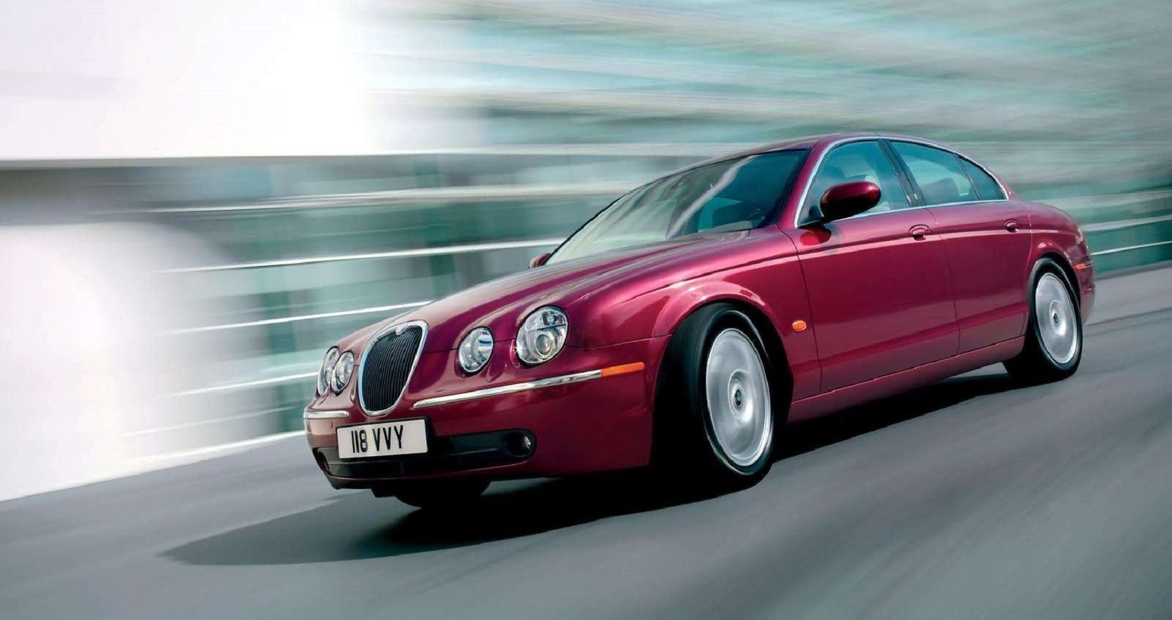 Jaguar S-Type - Front