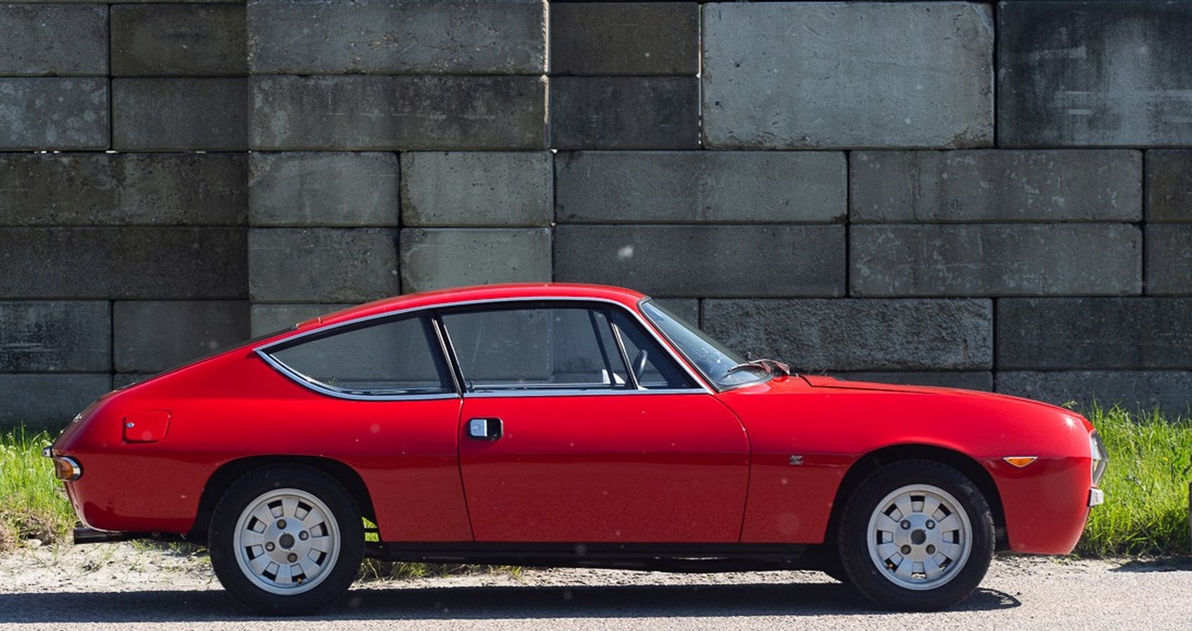 Lancia Fulvia Sport Zagato - Side view