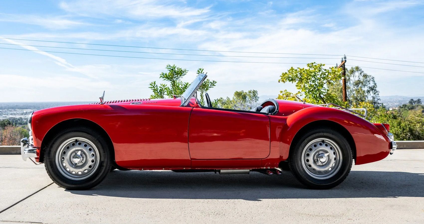 MGA Twin Cam - Side