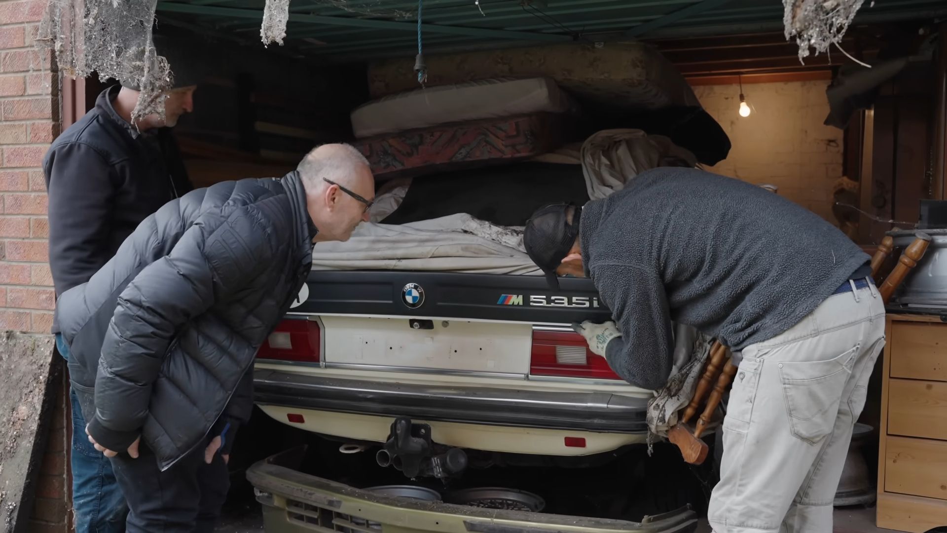 Barn Find: This Extremely Rare BMW E12 M535i Was Left Unattended For Over 30 Years