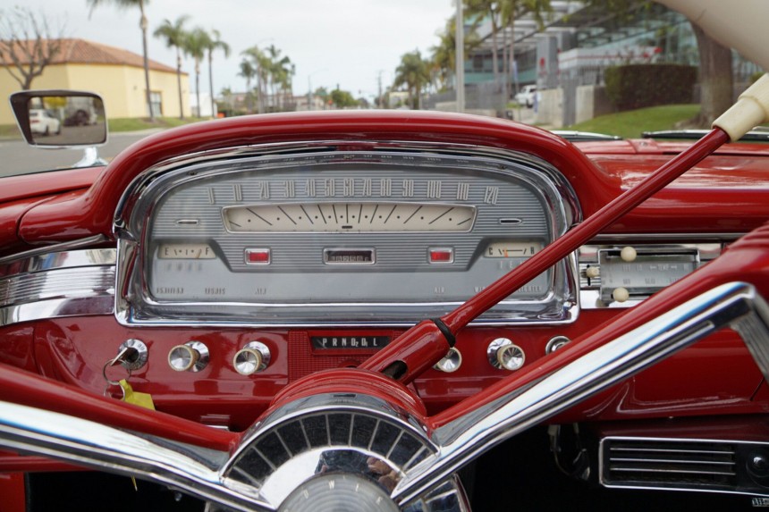 1959 Ford Fairlane 500 Galaxie Skyliner