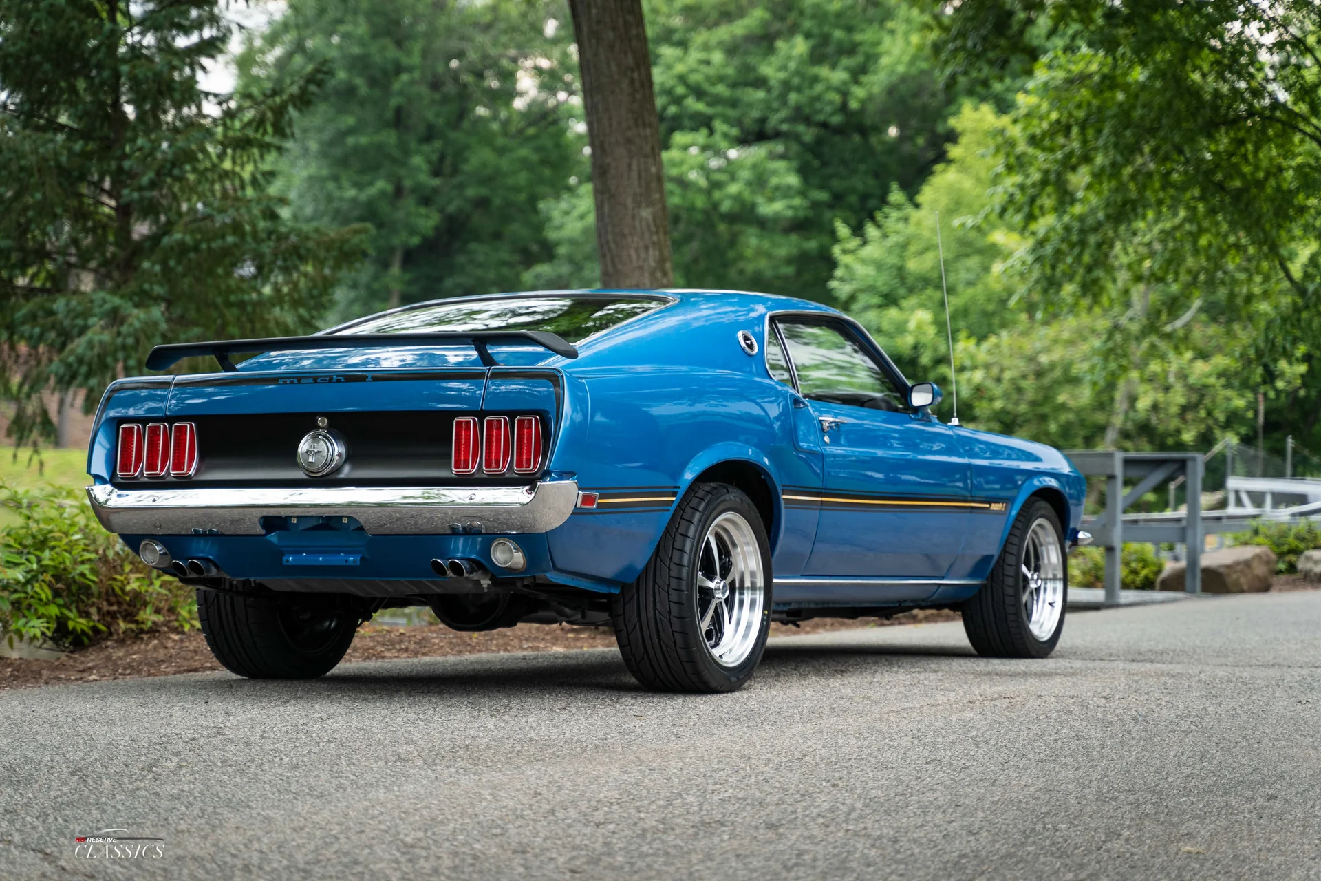 1969 ford mustang mach 1 390 fastback