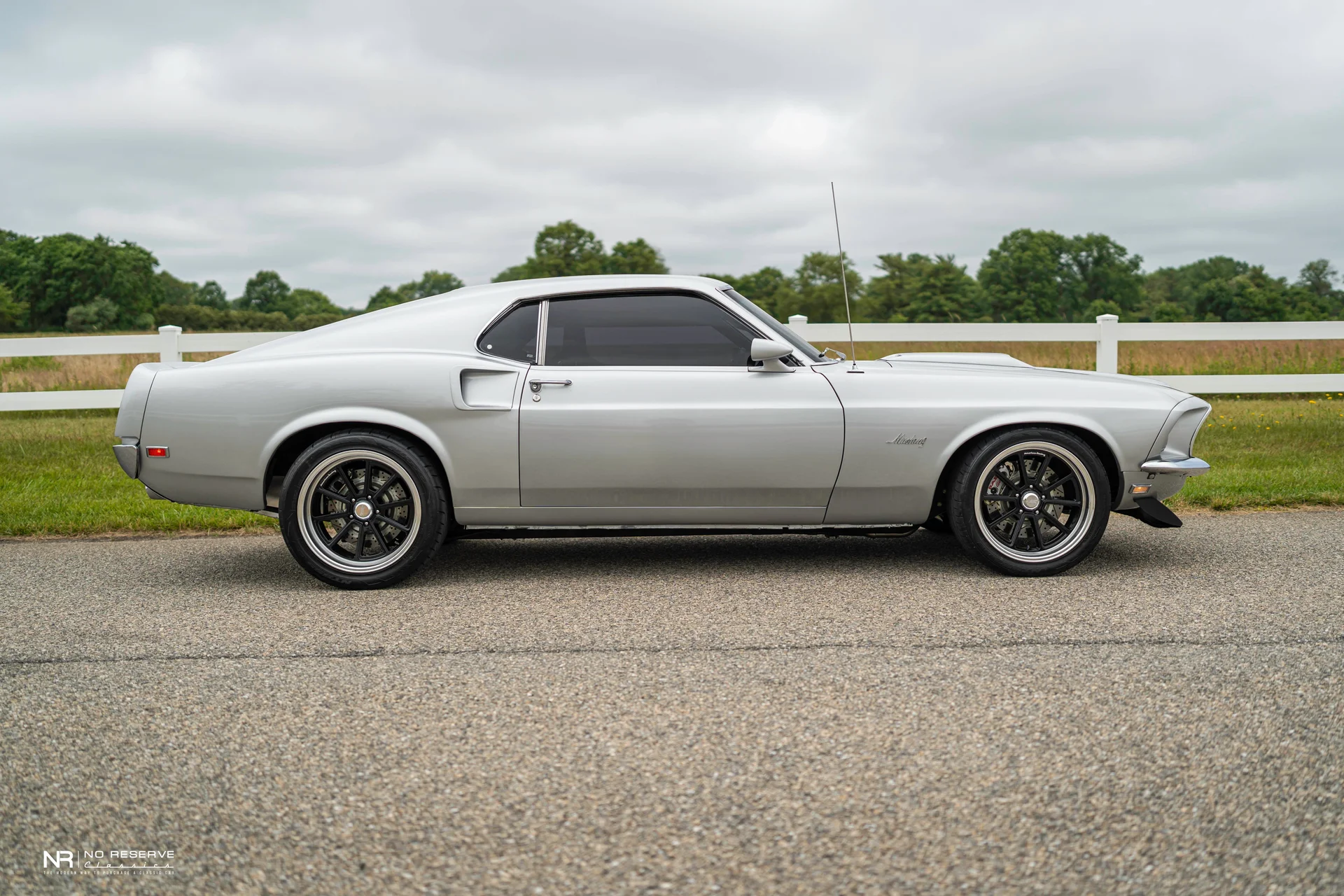 1969 ford mustang 392 fastback pro touring restomod