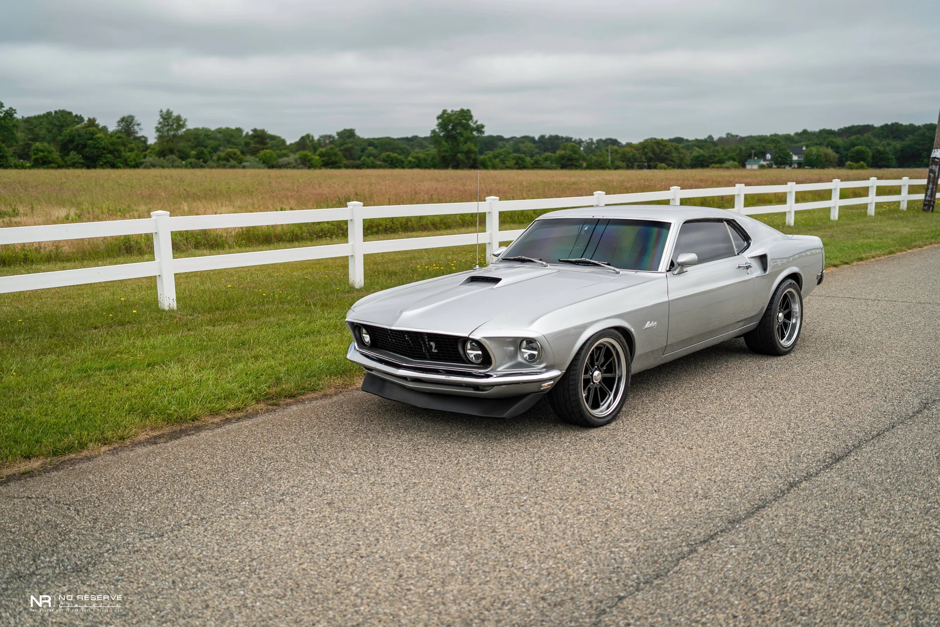 1969 ford mustang 392 fastback pro touring restomod