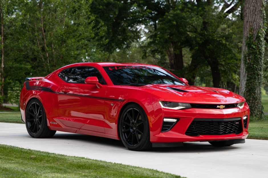 6th Gen Camaro 2016 Chevrolet Camaro 1SS Hennessey HPE750 6-Speed